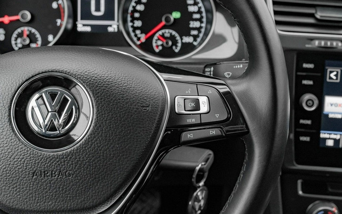 Volkswagen Golf cena 69900 przebieg: 60098, rok produkcji 2019 z Annopol małe 667